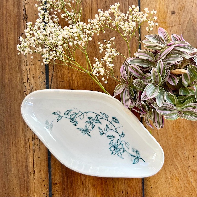 ravier-passiflore-terre-de-fer-brocante-art-de-la-table-vaisselle-ancienne-brocnpeps