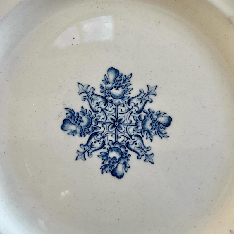 plat-de-présentation-ancien-grec-clairefontaine-bleu-brocnpeps