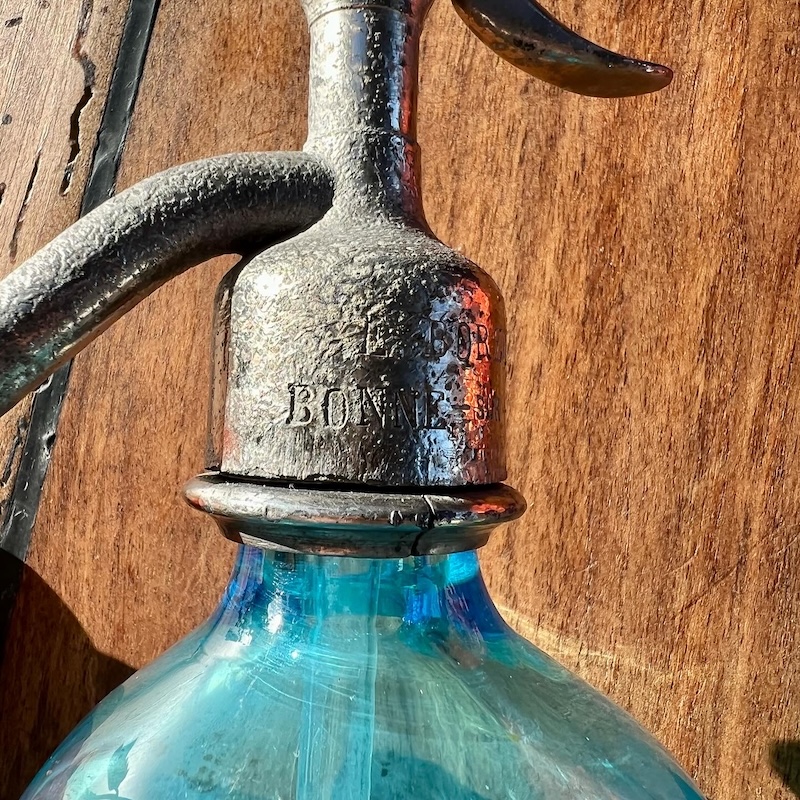 siphon-bistrot-objet-deco-vintage-eau-de-seltz-brocante-brocnpeps