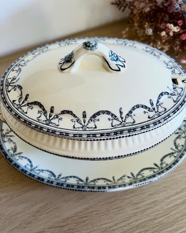 sauciere_salins_guirlandes_Louis XVI_sauce_chaude_vintage_vaisselle_brocnpeps