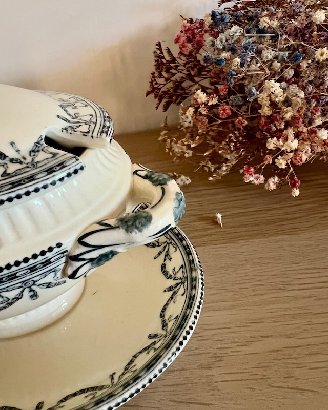 sauciere_salins_guirlandes_Louis XVI_sauce_chaude_vintage_vaisselle_brocnpeps