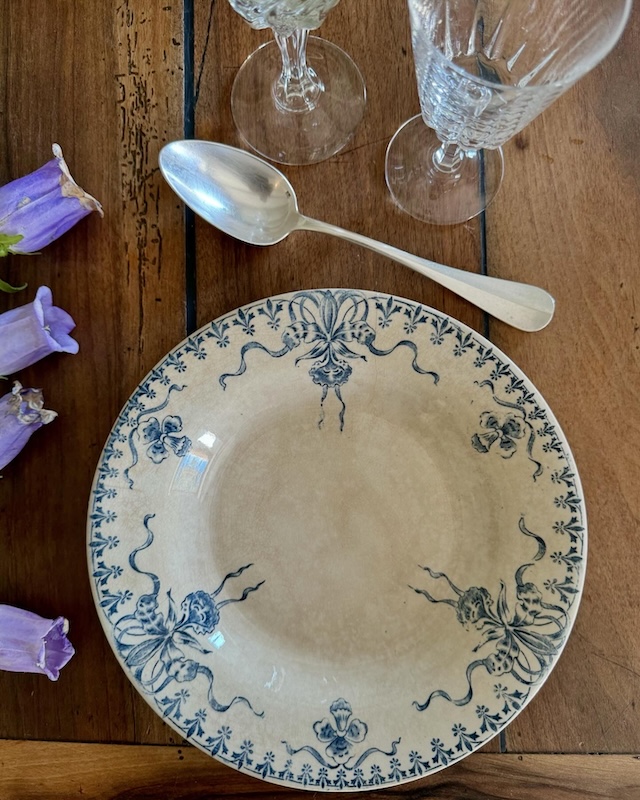 assiette_creuse_bleu_gien_venise_ancien_art_de_la_table_brocnpeps