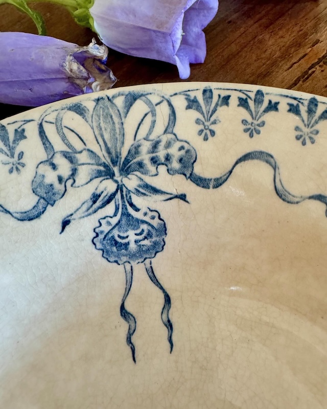 assiette_creuse_bleu_gien_venise_ancien_art_de_la_table_brocnpeps