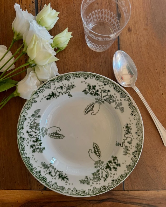 assiettes_creuses_modern_style_st_Amand_vert_vaisselle_vintage_brocnpeps